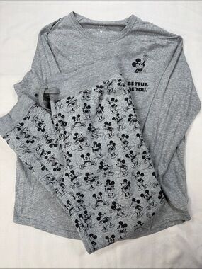 American Eagle Women's Set T-Shirt & Gray Mickey Mouse Print Pajama Joggers